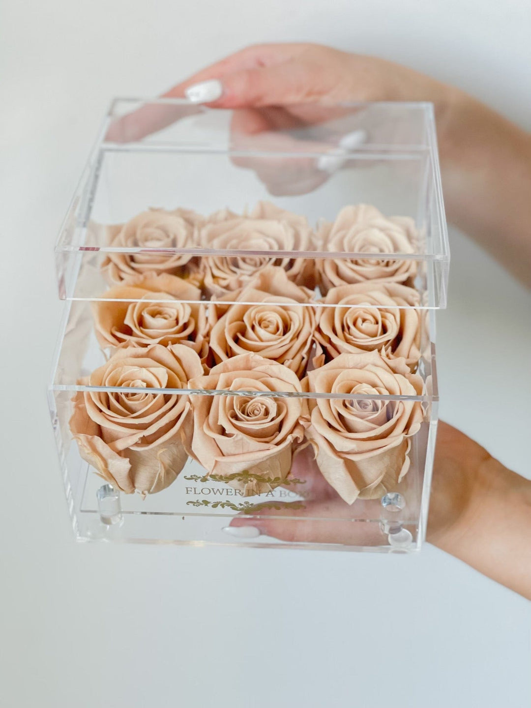 NINE Acrylic Rose Box